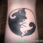 Фото рисунка тату Инь-Янь 08.11.2018 №249 - photo tattoo Yin-Yang - tattoo-photo.ru