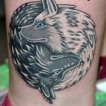 Фото рисунка тату Инь-Янь 08.11.2018 №256 - photo tattoo Yin-Yang - tattoo-photo.ru