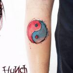 Фото рисунка тату Инь-Янь 08.11.2018 №331 - photo tattoo Yin-Yang - tattoo-photo.ru