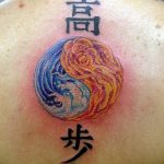 Фото рисунка тату Инь-Янь 08.11.2018 №389 - photo tattoo Yin-Yang - tattoo-photo.ru