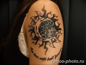 Фото рисунка тату Луна и Солнце 05.11.2018 №020 - tattoo Moon and Sun - tattoo-photo.ru