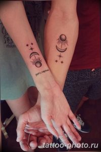 Фото рисунка тату Луна и Солнце 05.11.2018 №025 - tattoo Moon and Sun - tattoo-photo.ru