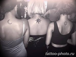 Фото рисунка тату Луна и Солнце 05.11.2018 №027 - tattoo Moon and Sun - tattoo-photo.ru