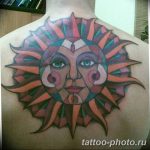 Фото рисунка тату Луна и Солнце 05.11.2018 №045 - tattoo Moon and Sun - tattoo-photo.ru