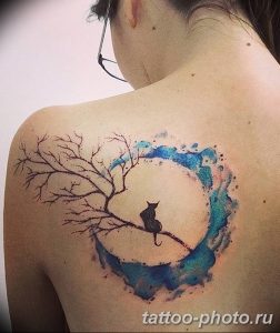 Фото рисунка тату Луна и Солнце 05.11.2018 №061 - tattoo Moon and Sun - tattoo-photo.ru