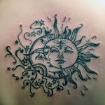 Фото рисунка тату Луна и Солнце 05.11.2018 №071 - tattoo Moon and Sun - tattoo-photo.ru