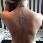 Фото рисунка тату Луна и Солнце 05.11.2018 №075 - tattoo Moon and Sun - tattoo-photo.ru