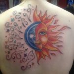 Фото рисунка тату Луна и Солнце 05.11.2018 №080 - tattoo Moon and Sun - tattoo-photo.ru