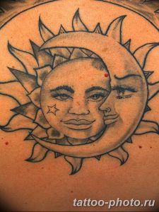 Фото рисунка тату Луна и Солнце 05.11.2018 №082 - tattoo Moon and Sun - tattoo-photo.ru