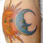 Фото рисунка тату Луна и Солнце 05.11.2018 №089 - tattoo Moon and Sun - tattoo-photo.ru