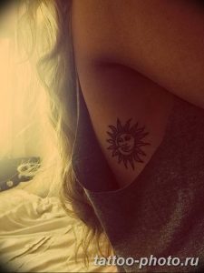 Фото рисунка тату Луна и Солнце 05.11.2018 №110 - tattoo Moon and Sun - tattoo-photo.ru
