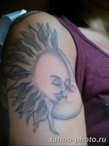 Фото рисунка тату Луна и Солнце 05.11.2018 №115 - tattoo Moon and Sun - tattoo-photo.ru
