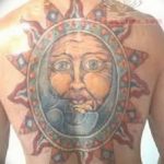 Фото рисунка тату Луна и Солнце 05.11.2018 №147 - tattoo Moon and Sun - tattoo-photo.ru