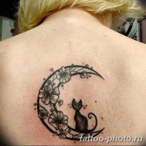 Фото рисунка тату Луна и Солнце 05.11.2018 №156 - tattoo Moon and Sun - tattoo-photo.ru