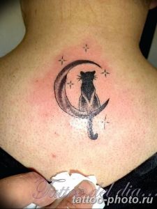 Фото рисунка тату Луна и Солнце 05.11.2018 №158 - tattoo Moon and Sun - tattoo-photo.ru