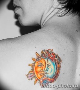 Фото рисунка тату Луна и Солнце 05.11.2018 №162 - tattoo Moon and Sun - tattoo-photo.ru