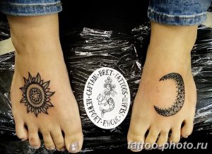 Фото рисунка тату Луна и Солнце 05.11.2018 №166 - tattoo Moon and Sun - tattoo-photo.ru