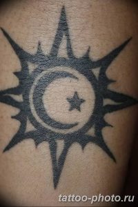 Фото рисунка тату Луна и Солнце 05.11.2018 №171 - tattoo Moon and Sun - tattoo-photo.ru