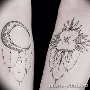 Фото рисунка тату Луна и Солнце 05.11.2018 №178 - tattoo Moon and Sun - tattoo-photo.ru