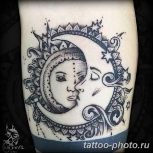 Фото рисунка тату Луна и Солнце 05.11.2018 №193 - tattoo Moon and Sun - tattoo-photo.ru