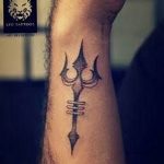 Фото рисунка тату Трезубец 07.11.2018 №045 - photo tattoo Trident - tattoo-photo.ru