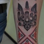 Фото рисунка тату Трезубец 07.11.2018 №175 - photo tattoo Trident - tattoo-photo.ru