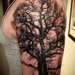 Фото рисунка тату дерево 07.11.2018 №051 - photo tattoo tree - tattoo-photo.ru