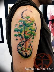 Фото рисунка тату дерево 07.11.2018 №059 - photo tattoo tree - tattoo-photo.ru