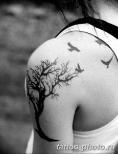 Фото рисунка тату дерево 07.11.2018 №150 - photo tattoo tree - tattoo-photo.ru