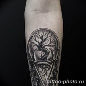 Фото рисунка тату дерево 07.11.2018 №439 - photo tattoo tree - tattoo-photo.ru