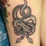 Фото рисунка тату змея 23.11.2018 №034 - snake tattoo photo - tattoo-photo.ru