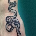 Фото рисунка тату змея 23.11.2018 №219 - snake tattoo photo - tattoo-photo.ru