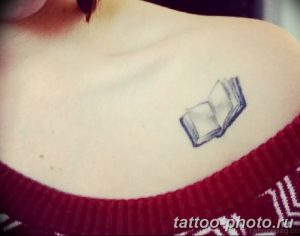 Фото рисунка тату книга 23.11.2018 №002 - photo tattoo book - tattoo-photo.ru