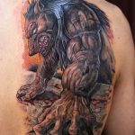Фото рисунка тату оборотень 24.11.2018 №007 - photo tattoo werewolf - tattoo-photo.ru