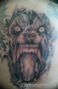 Фото рисунка тату оборотень 24.11.2018 №061 - photo tattoo werewolf - tattoo-photo.ru