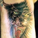 Фото рисунка тату оборотень 24.11.2018 №072 - photo tattoo werewolf - tattoo-photo.ru