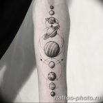 Фото рисунка тату планеты 04.11.2018 №006 - tattoo photos of the planet - tattoo-photo.ru