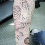 Фото рисунка тату планеты 04.11.2018 №034 - tattoo photos of the planet - tattoo-photo.ru