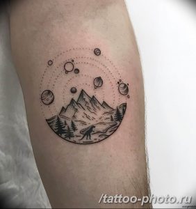 Фото рисунка тату планеты 04.11.2018 №055 - tattoo photos of the planet - tattoo-photo.ru
