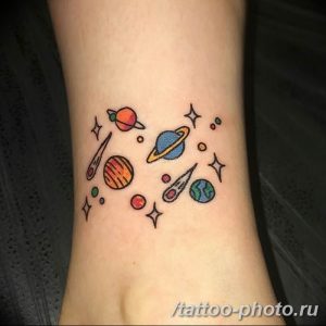 Фото рисунка тату планеты 04.11.2018 №077 - tattoo photos of the planet - tattoo-photo.ru
