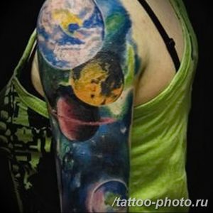 Фото рисунка тату планеты 04.11.2018 №082 - tattoo photos of the planet - tattoo-photo.ru