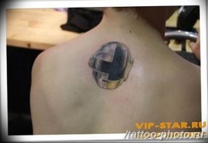 Фото рисунка тату планеты 04.11.2018 №091 - tattoo photos of the planet - tattoo-photo.ru