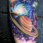 Фото рисунка тату планеты 04.11.2018 №098 - tattoo photos of the planet - tattoo-photo.ru