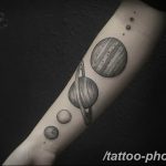 Фото рисунка тату планеты 04.11.2018 №102 - tattoo photos of the planet - tattoo-photo.ru