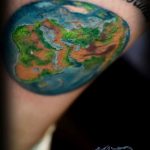 Фото рисунка тату планеты 04.11.2018 №112 - tattoo photos of the planet - tattoo-photo.ru