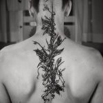 Фото рисунка тату терновник 05.11.2018 №004 - photo tattoo blackthorn - tatufoto.com