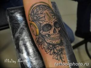 Фото рисунка тату череп 24.11.2018 №440 - photo tattoo skull - tattoo-photo.ru