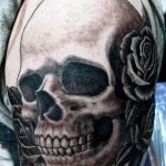 Фото рисунка тату череп 24.11.2018 №488 - photo tattoo skull - tattoo-photo.ru