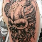 фото идея тату дьявол 18.12.2018 №201 - photo idea tattoo devil - tattoo-photo.ru