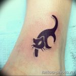фото рисунка тату черная кошка 13.11.2018 №045 - black cat tattoo picture - tattoo-photo.ru